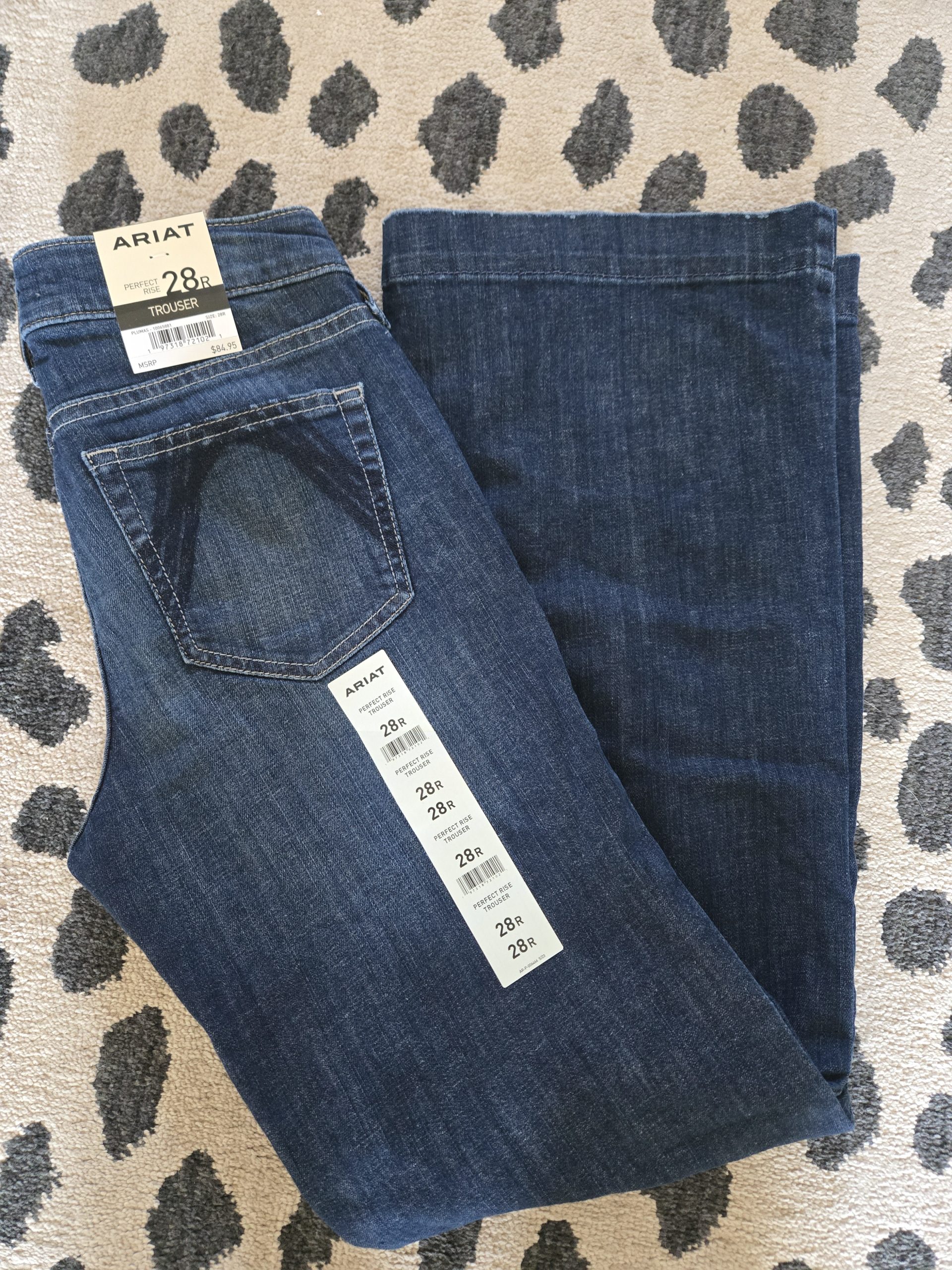Ariat perfect rise trouser size 28 regular, brand new with tags